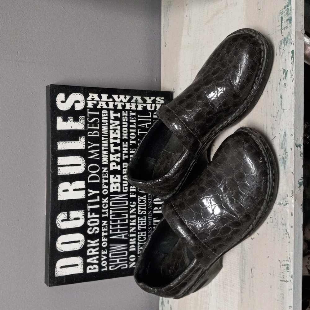 B.O.C Grey Reptile Print Clogs - image 2